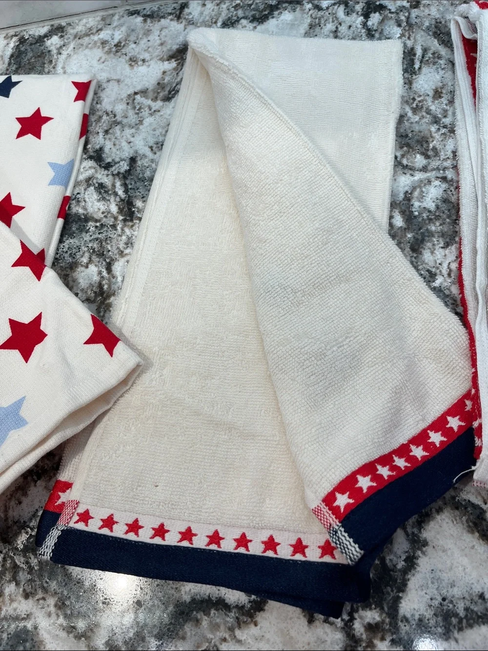 NEW Set of 4 Patriotic Star & Stripe Kitchen Towels - Red, White, Blue